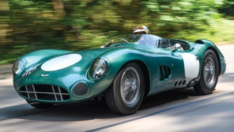 Aston Martin DBR1 é vendido por R$ 71 milhões