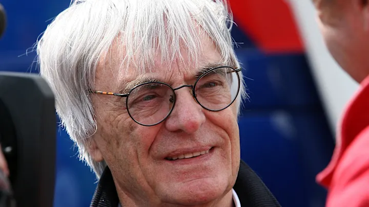 Coleção de carros de £ 300 milhões de Bernie Ecclestone chega a leilão com carro de F1 de Michael Schumacher incluído